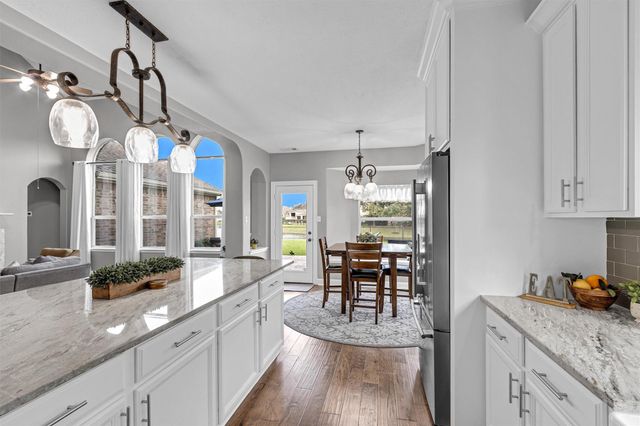 3002 E Lake Falls Circle, Spring, TX 77386