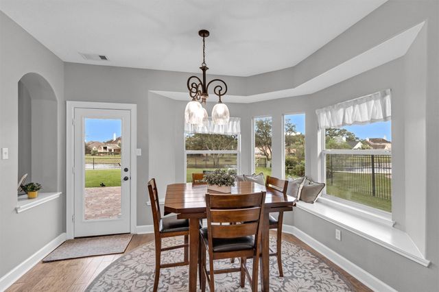 3002 E Lake Falls Circle, Spring, TX 77386