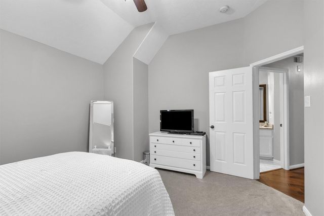 3002 E Lake Falls Circle, Spring, TX 77386
