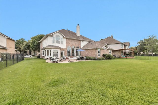 3002 E Lake Falls Circle, Spring, TX 77386