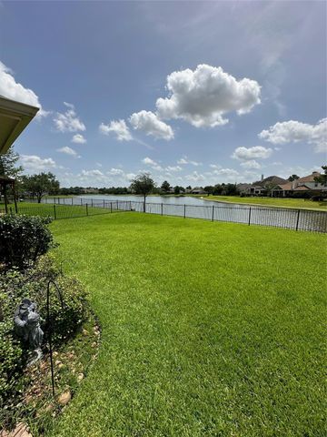 3002 E Lake Falls Circle, Spring, TX 77386