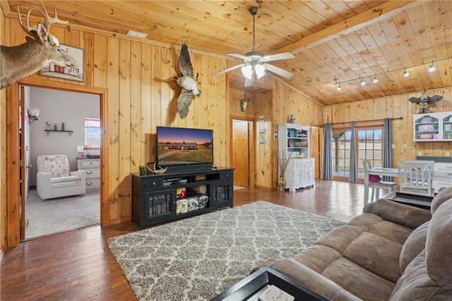 44 J Highway, Plattsburg, MO 64477