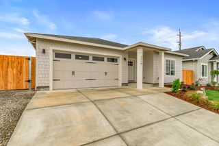 3718 Carlin Drive, Medford, OR 97504