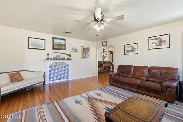 928 N BROWN Avenue, Casa Grande, AZ 85122