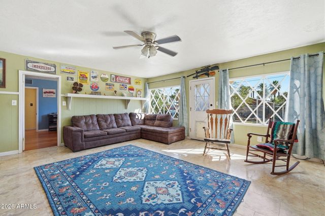 928 N BROWN Avenue, Casa Grande, AZ 85122