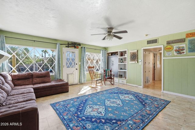 928 N BROWN Avenue, Casa Grande, AZ 85122