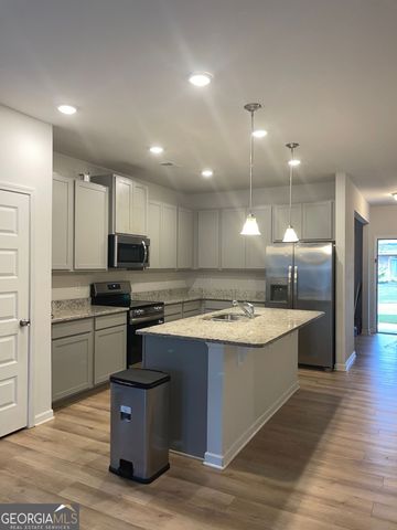 1492 Trellis Court, Hampton, GA 30228