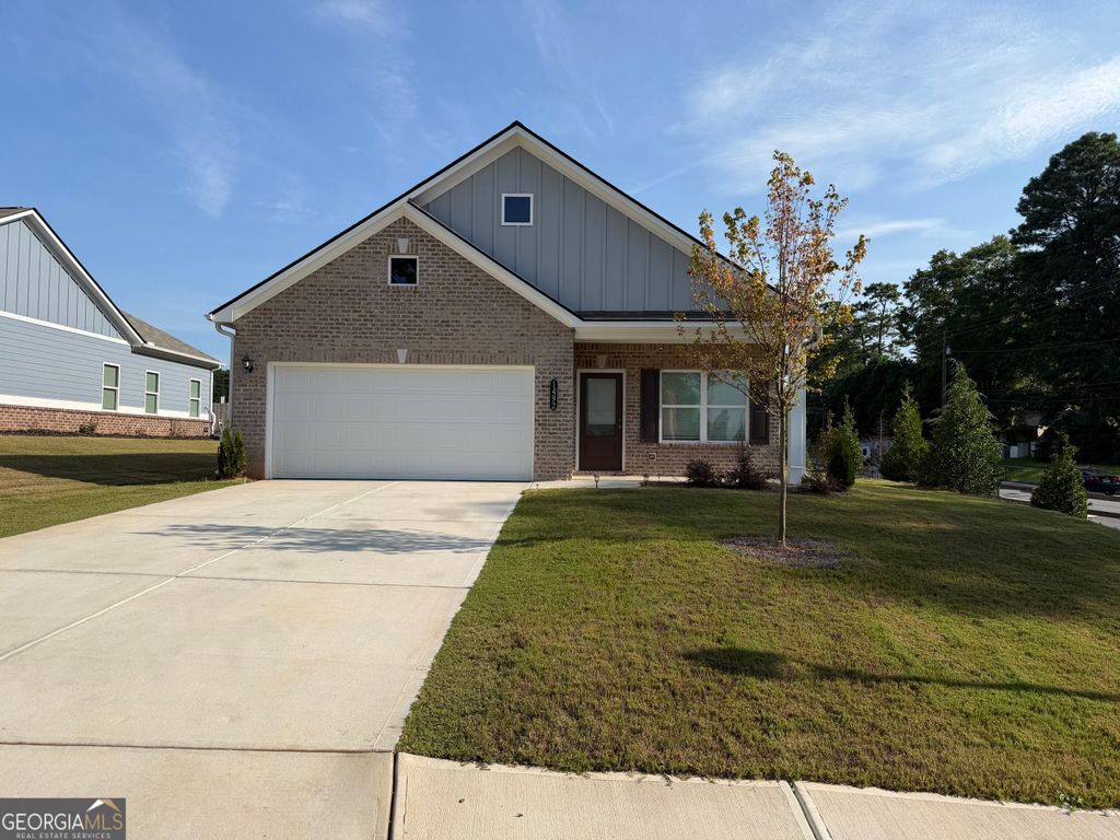 1492 Trellis Court, Hampton, GA 30228