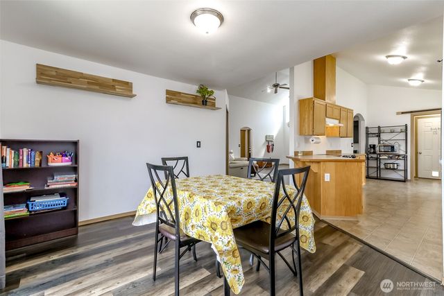 774 Carriage Court Drive W, Eatonville, WA 98328