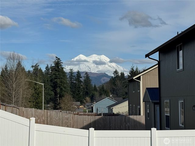 774 Carriage Court Drive W, Eatonville, WA 98328