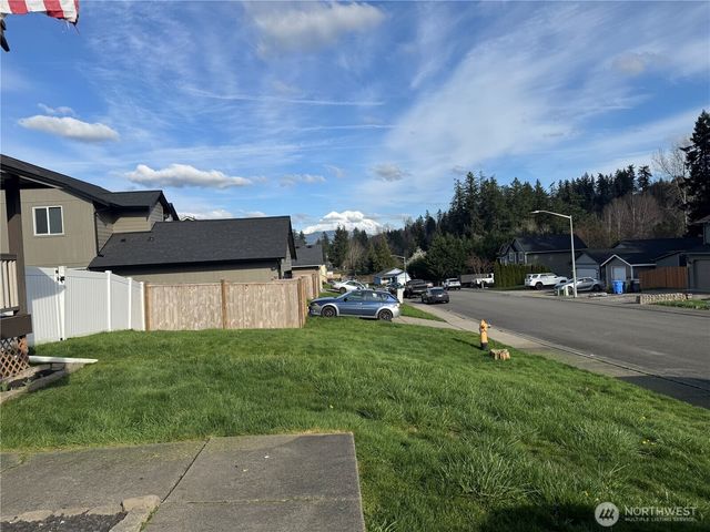 774 Carriage Court Drive W, Eatonville, WA 98328