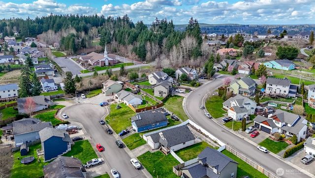 774 Carriage Court Drive W, Eatonville, WA 98328