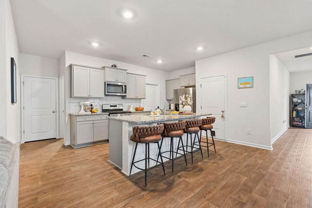 655 Silver Spruce Street, Summerville, SC 29486