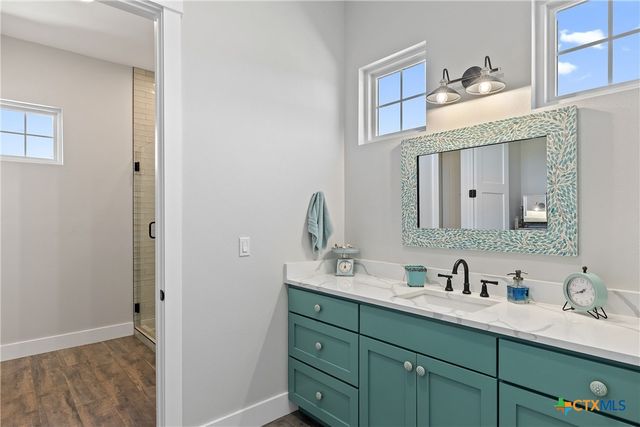 2105 Legacy Hills Drive, Johnson City, TX 78636