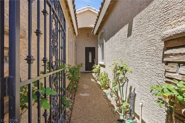 3283 Squire Street, Las Vegas, NV 89135