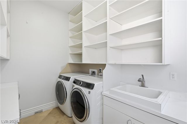 3283 Squire Street, Las Vegas, NV 89135