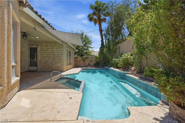3283 Squire Street, Las Vegas, NV 89135