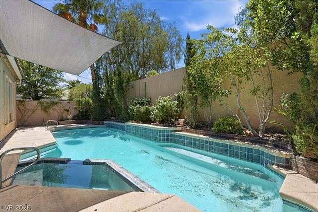 3283 Squire Street, Las Vegas, NV 89135