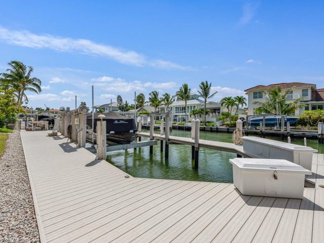 504 Tigertail CT, Marco Island, FL 34145
