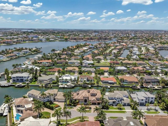 504 Tigertail CT, Marco Island, FL 34145