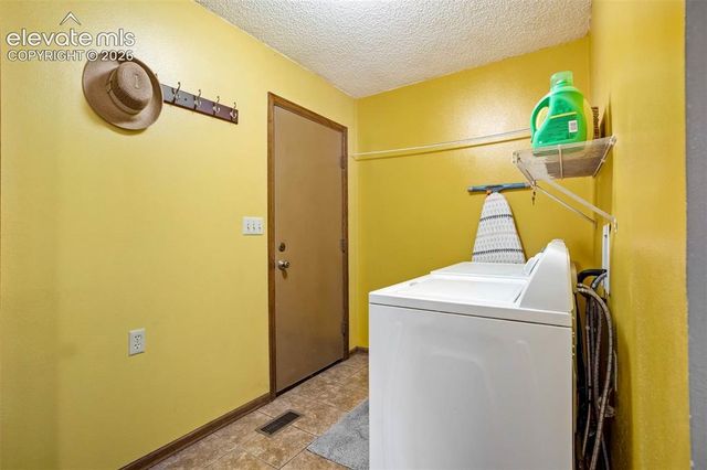 7585 Ponca Road, Colorado Springs, CO 80908