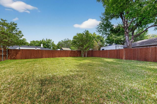 600 Britain Court, Irving, TX 75062