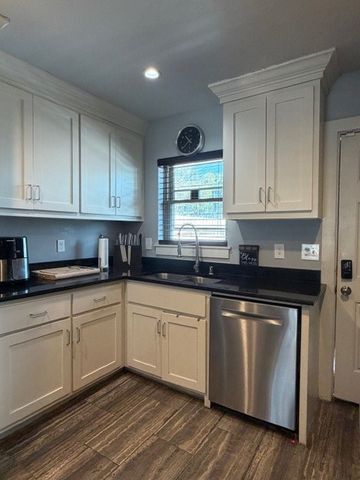 9926 Chireno Street, Dallas, TX 75220