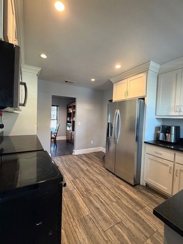 9926 Chireno Street, Dallas, TX 75220