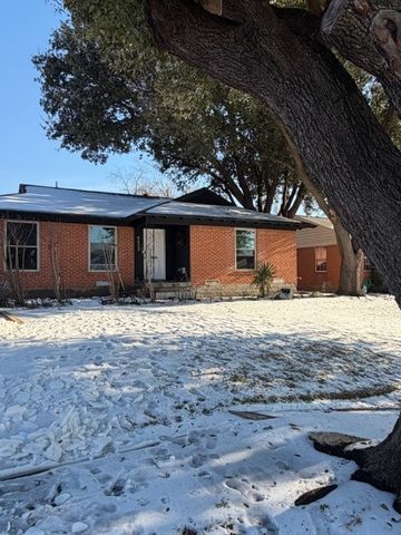 9926 Chireno Street, Dallas, TX 75220