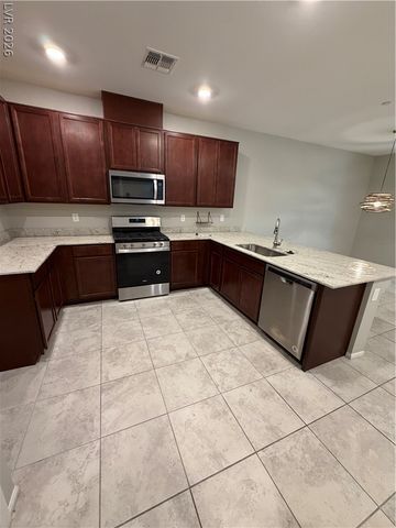 916 Riggs Flats Avenue, North Las Vegas, NV 89086