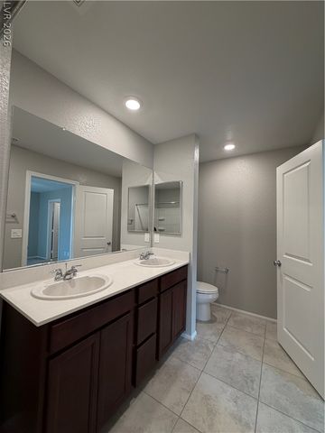 916 Riggs Flats Avenue, North Las Vegas, NV 89086