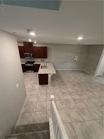 916 Riggs Flats Avenue, North Las Vegas, NV 89086
