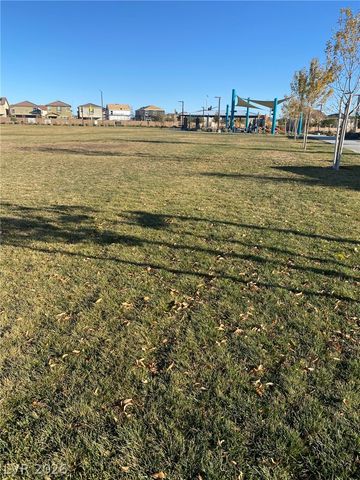 916 Riggs Flats Avenue, North Las Vegas, NV 89086