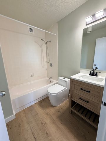 44 Washington St 901, Brookline, MA 02445