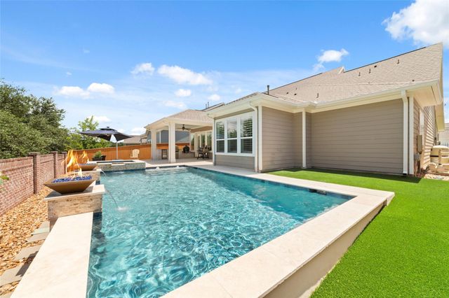 2319 Pale Star Drive, Conroe, TX 77384