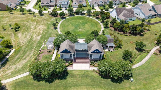 2319 Pale Star Drive, Conroe, TX 77384
