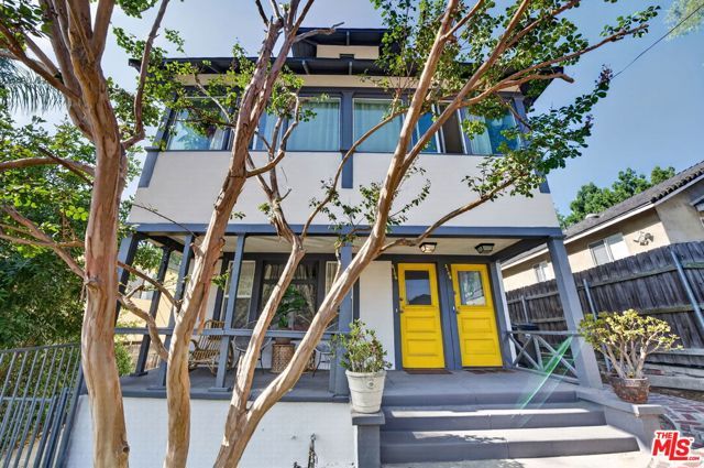 2106 India Street, Los Angeles, CA 90039