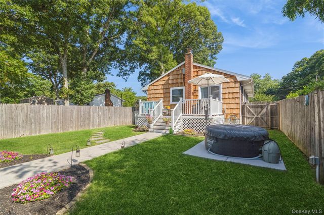 12 Oak Street, Centereach, NY 11720