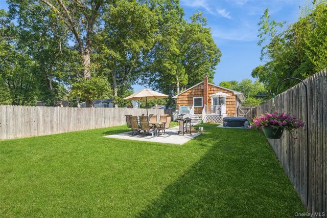 12 Oak Street, Centereach, NY 11720