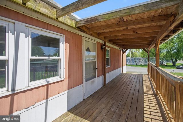 103 FLORENCE DR, Elizabethtown, PA 17022