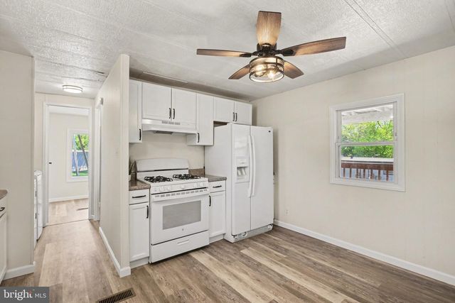 103 FLORENCE DR, Elizabethtown, PA 17022