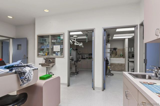 1964 Sunset Cliffs Boulevard, San Diego, CA 92107