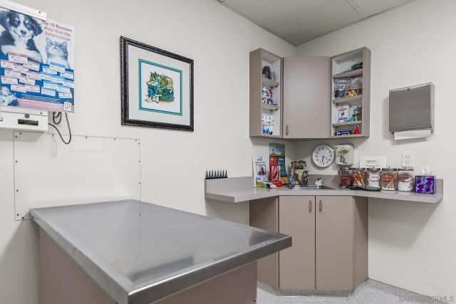 1964 Sunset Cliffs Boulevard, San Diego, CA 92107