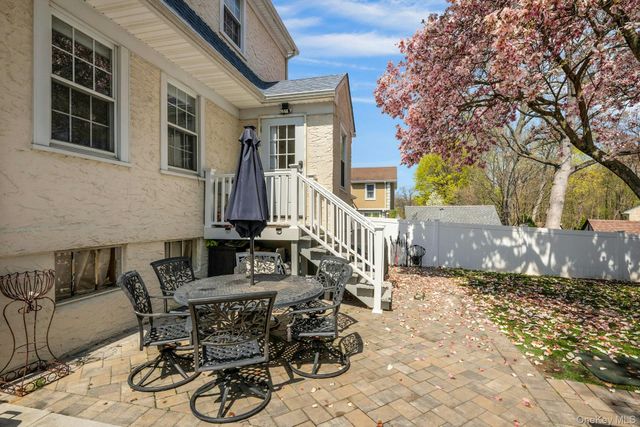 70 Lockwood Avenue, Bronxville, NY 10708