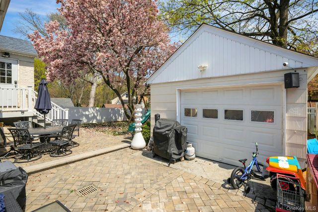 70 Lockwood Avenue, Bronxville, NY 10708