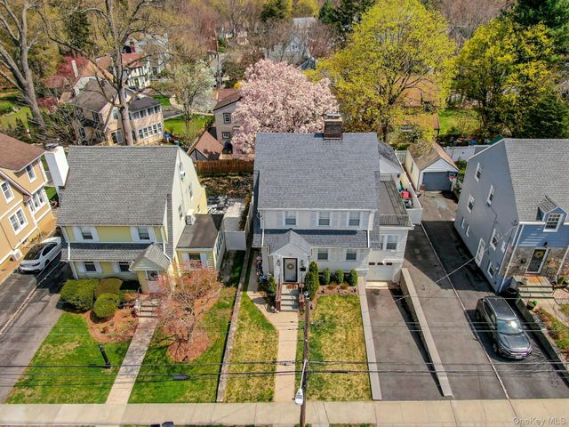 70 Lockwood Avenue, Bronxville, NY 10708
