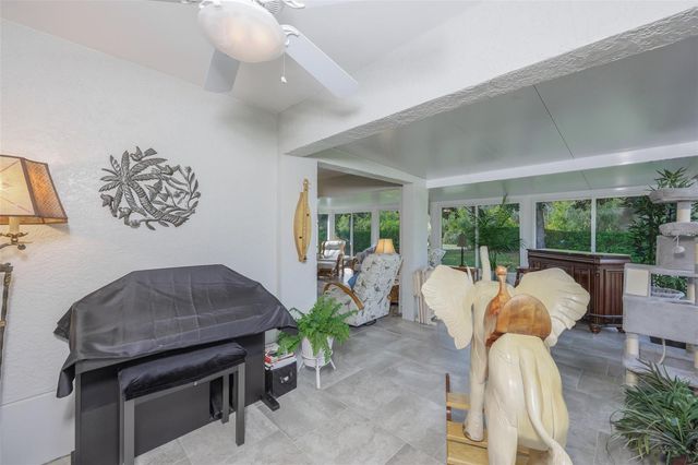 930 VILLEROY GREENS DRIVE, Sun City Center, FL 33573