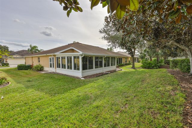 930 VILLEROY GREENS DRIVE, Sun City Center, FL 33573