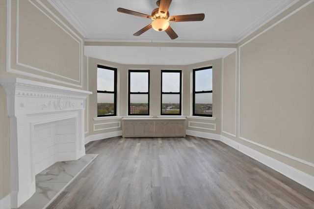 7321 S SOUTH SHORE Drive 7F, Chicago, IL 60649