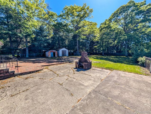 28 Jonas Boulevard, Centereach, NY 11720